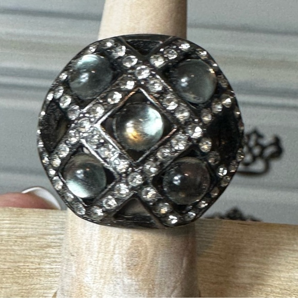 Stretch Statement Ring - Picture 2 of 8